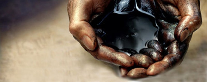 Queda de preço internacional de petróleo e minério puxa deflação no IPP, diz IBGE