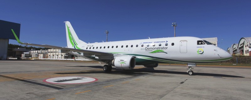 Avião que usa biocombustível de cana e tecnologias sustentáveis é testado