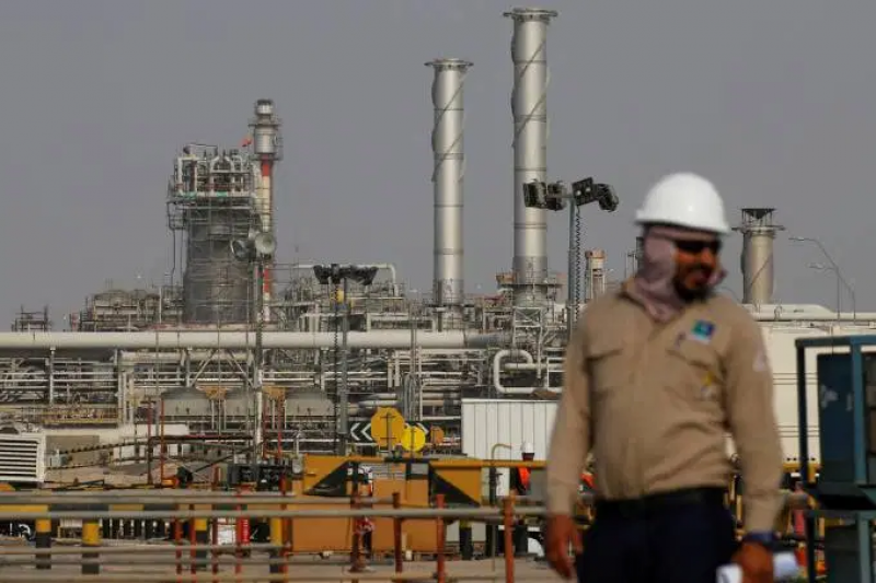 Arábia Saudita quer mais cortes de petróleo para garantir IPO da Aramco