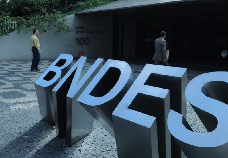 BNDES lança plano para incentivar aposentadoria de funcionários