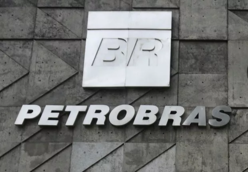 Petrobras diz que consumo de caixa pode chegar a US$1 bi por mês em cenário de estresse
