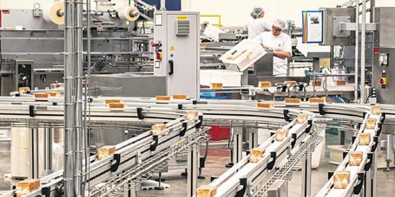 Produção industrial cai em 6 dos 15 locais pesquisados pelo IBGE