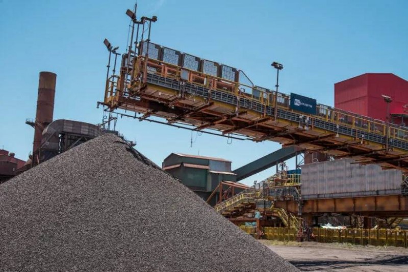 Brasil registra recorde mensal na exportação de minério de ferro em dezembro